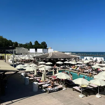 Szálloda True Man Beach Odessza